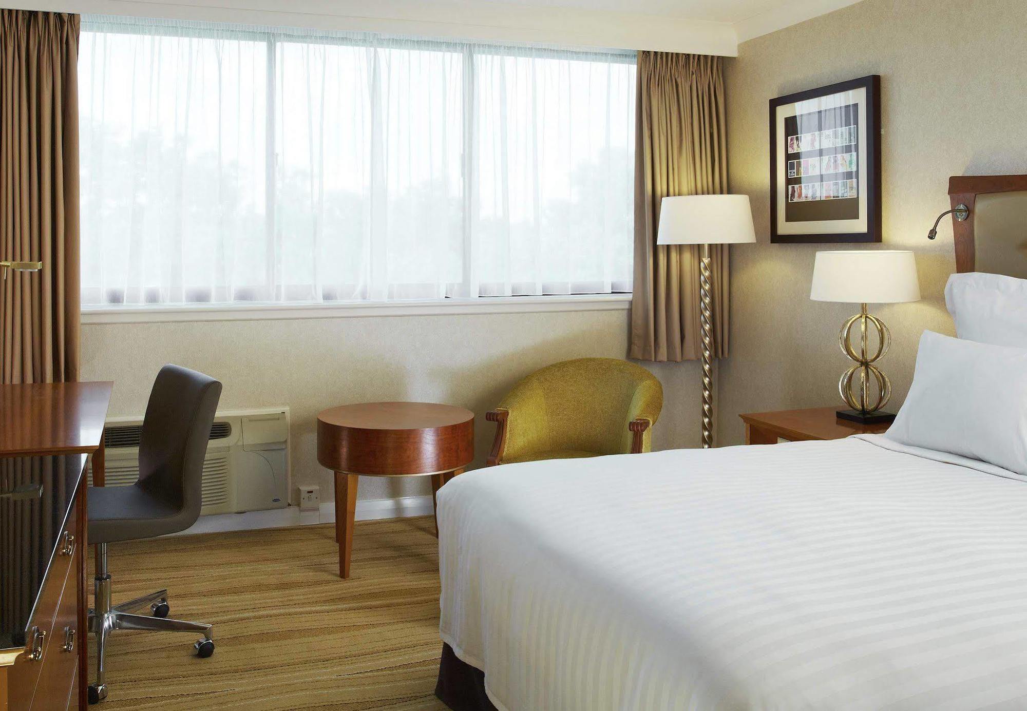 Delta By Marriott Hotel 4*